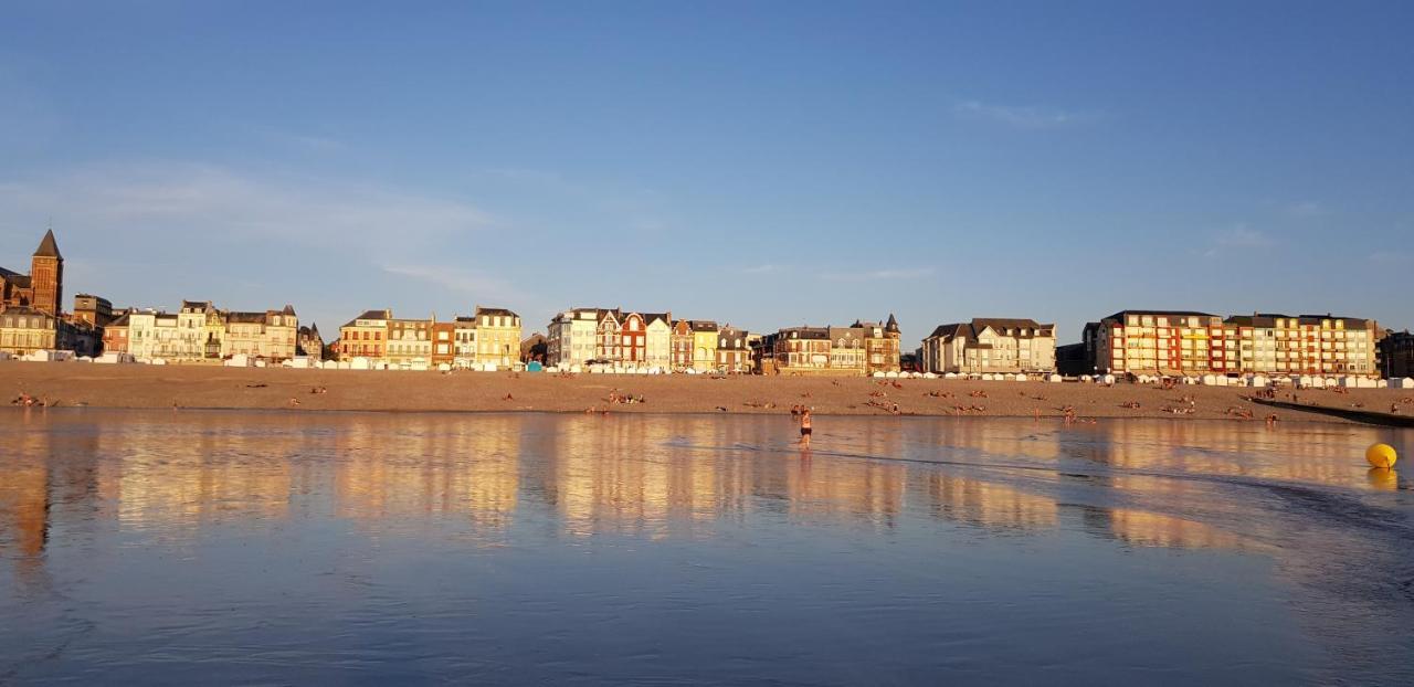 Plage A 50M Appartement Reves Tranquilles Villa Les Bains De Mers Exterior foto